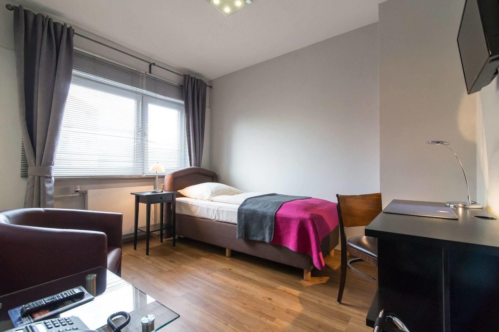 Klein Frankfurt Hotel