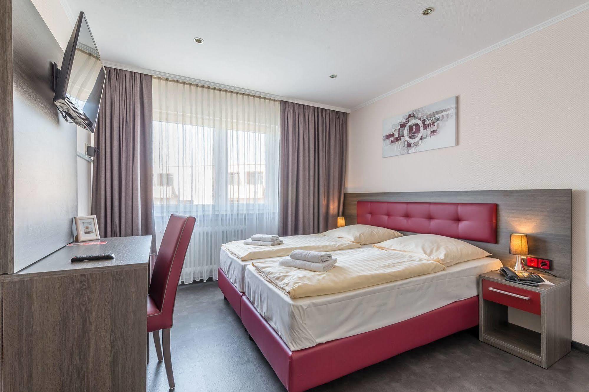 Klein Frankfurt Hotel